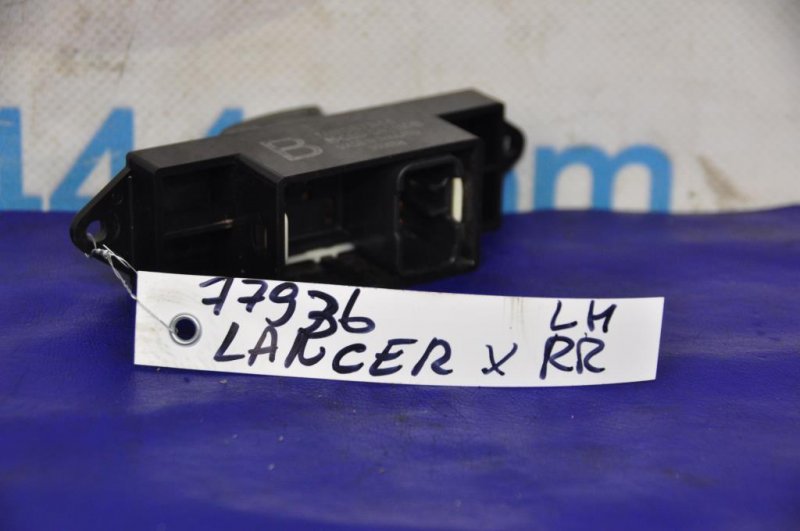 Кнопка стеклоподъемника LANCER X 10 07-15 Кнопка стеклоподъемника LANCER X 10 07-15