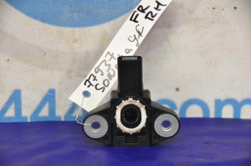 Датчик удара передний SONATA YF 10-14