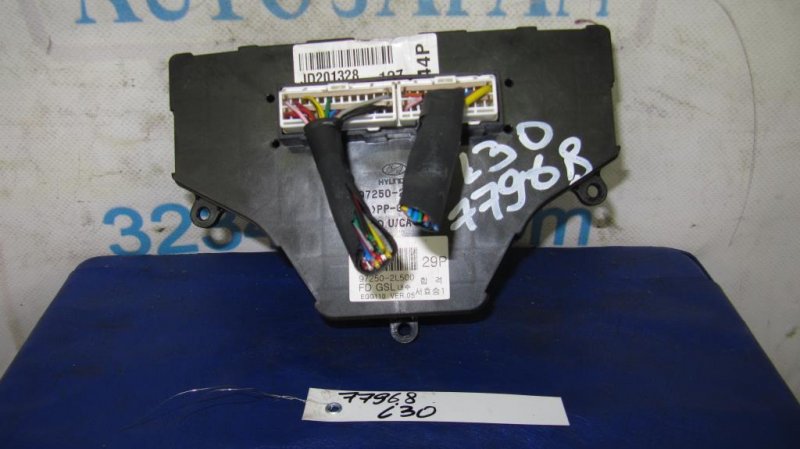 Блок управления печкой HYUNDAI I30 FD 07-12 Блок управления печкой HYUNDAI I30 FD 07-12