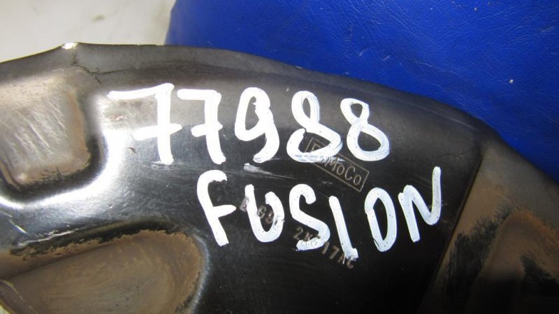 Цапфа задняя левая FUSION 14- Цапфа задняя левая FUSION 14-