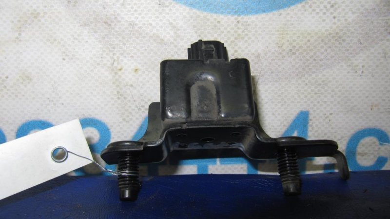 Датчик удара SUBARU FORESTER SG 02-07 98231SA040 Б/У