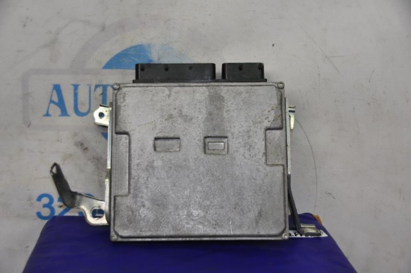 Блок управления двигателем TOYOTA COROLLA 150 06-13 89661-02F52 Б/У