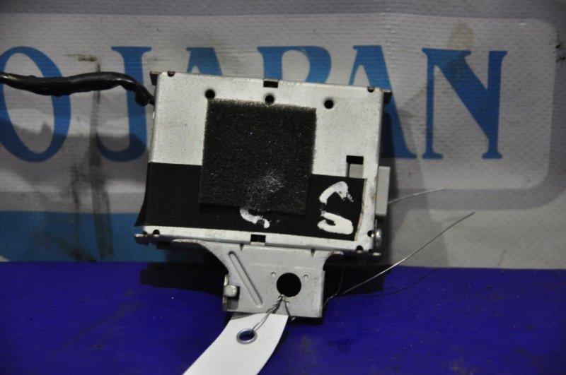 Усилитель антенны INFINITI M35/M45 04-10 2008 Седан 3.5 VQ35DE 28231-EH000 Б/У