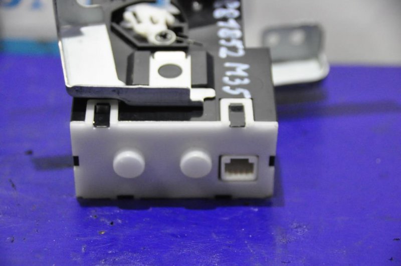 Блок электронный INFINITI M35/M45 04-10 2008 Седан 3.5 VQ35DE 285F5-EH100 Б/У