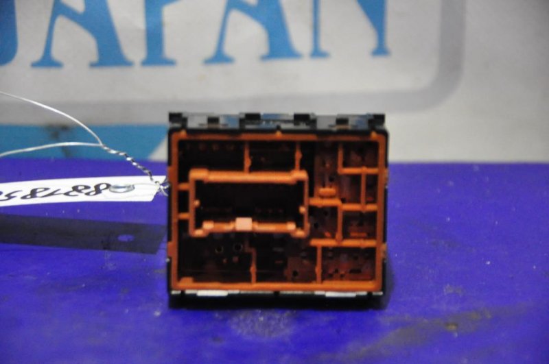 Блок управления зеркалами INFINITI M35/M45 04-10 Седан 3.5 VQ35DE