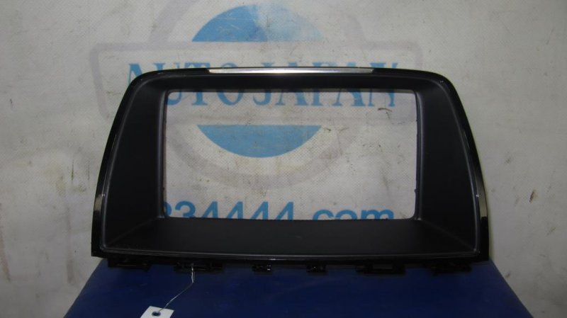 Накладка торпедо под магнитолу MAZDA 6 GJ 12- GHR1-55-230A02 Б/У