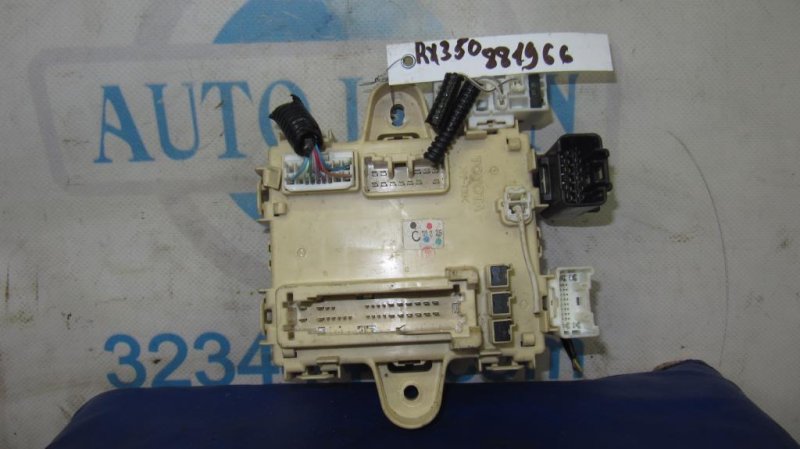 Запчасть блок предохранителей салон LEXUS RX300/330/350/400 03-09 82670-0E040 Б/У Блок предохранителей салон LEXUS RX300/330/350/400 03-09 82670-0E040 Б/У