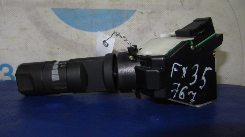 Подрулевой переключатель правый INFINITI FX S50 03-08 25260-CB60A Б/У