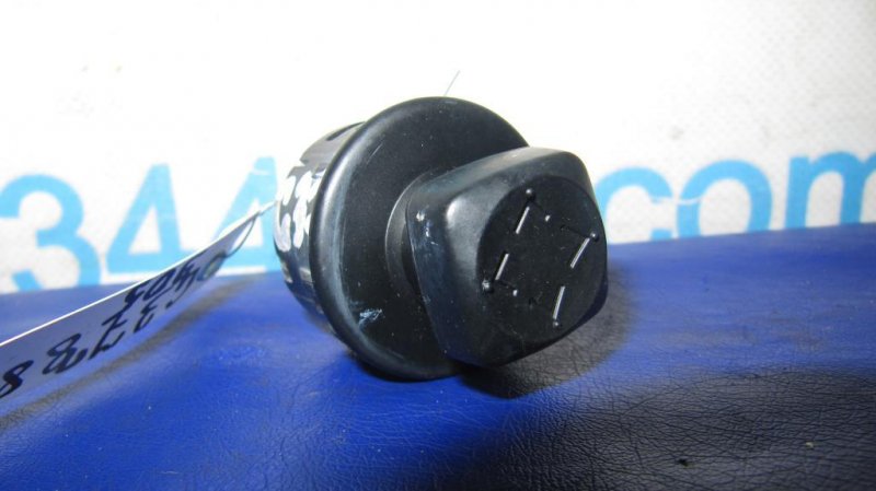 Кнопка регулировки рулевой колонки INFINITI G25/G35/G37/Q40 06-14 Седан 3.7 VQ37VHR