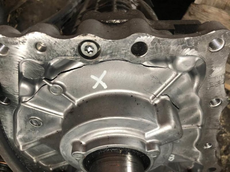 Раздаточная коробка G25/G35/G37/Q40 06-14