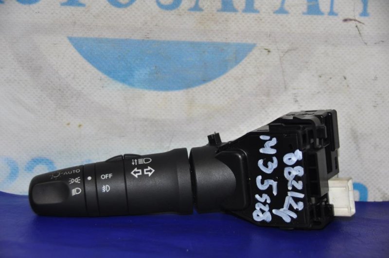 Подрулевой переключатель левый INFINITI M35/M45 04-10 2008 Седан 3.5 VQ35DE 25540-EH100 Б/У