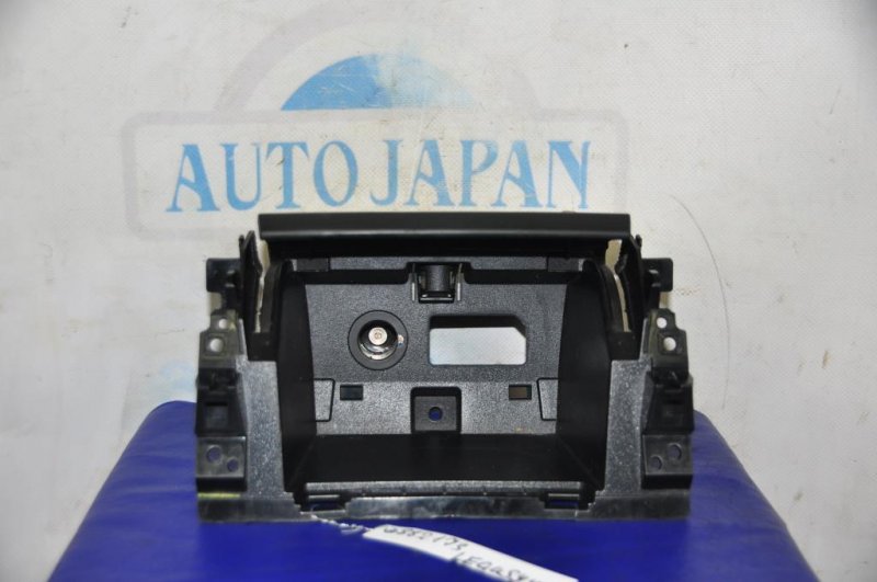 Карман торпедо SUBARU LEGACY BN 14-18 Седан 2.5 Карман торпедо SUBARU LEGACY BN 14-18 Седан 2.5