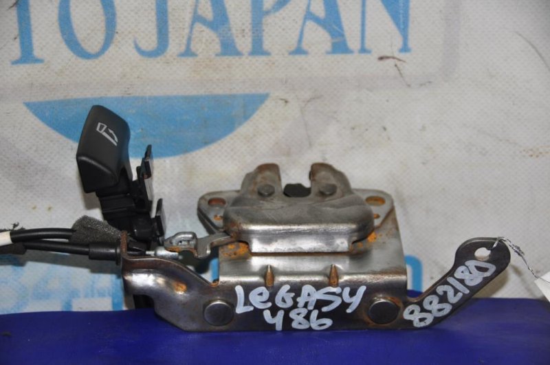 Замок спинки сиденья LEGACY BN 14-18 2015 Седан 2.5