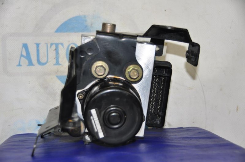 Блок ABS INFINITI QX56 / TITAN / ARMADA 04-16 2004 Внедорожник 5.6 47660-7S024 Б/У