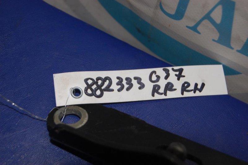 Петля крышки багажника правая G25/G35/G37/Q40 06-14 2013 Седан 3.7 VQ37VHR