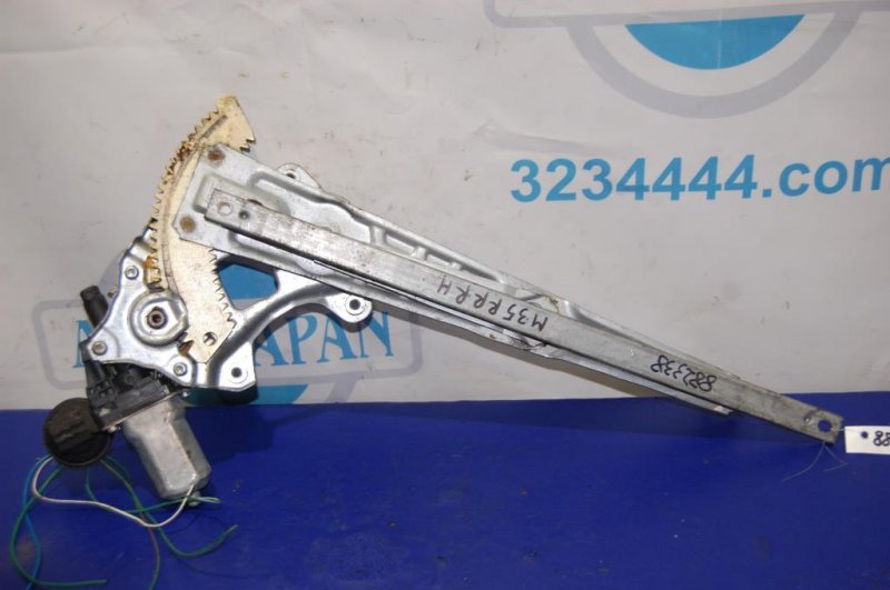 Стеклоподъемник задний правый INFINITI M35/M45 04-10 2008 Седан 3.5 VQ35DE 82730-EH100 Б/У