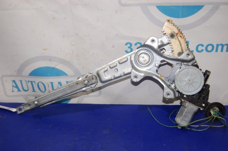 Стеклоподъемник задний правый INFINITI M35/M45 04-10 Седан 3.5 VQ35DE