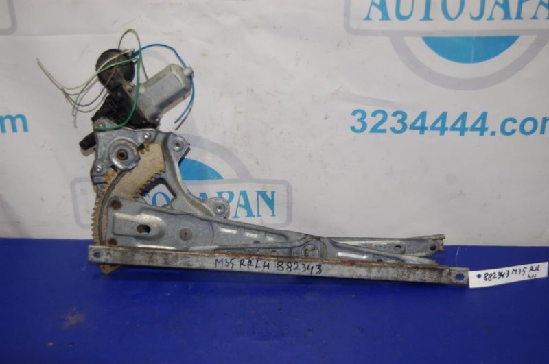 Стеклоподъемник задний левый INFINITI M35/M45 04-10 2008 Седан 3.5 VQ35DE 82731-EH100 Б/У