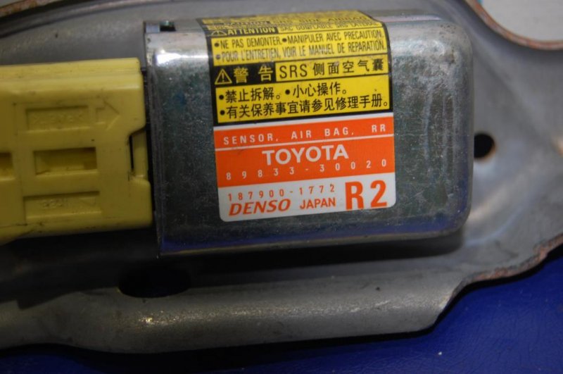 Запчасть датчик удара задний правый LEXUS GS350 GS300 05-11 2008 Седан 3.5 89833-30020 Б/У Датчик удара задний правый LEXUS GS350 GS300 05-11 2008 Седан 3.5 89833-30020 Б/У