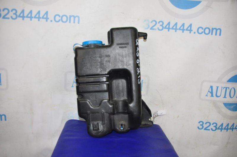 Бачок омывателя INFINITI QX56 / TITAN / ARMADA 04-16 2004 Внедорожник 5.6 28910-7S000 Б/У