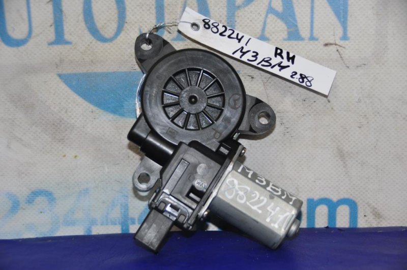 Моторчик стеклоподъемника передний правый MAZDA 3 BM 13-19 2015 Седан 2.0L 4 BHN9-58-58X Б/У