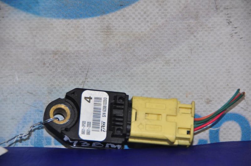 Датчик удара LEXUS IS250/350 05-13 2010 Седан 2.5 89831-22020 Б/У