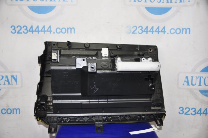 Бардачок INFINITI G25/G35/G37/Q40 06-14 Седан 3.7 VQ37VHR Бардачок INFINITI G25/G35/G37/Q40 06-14 Седан 3.7 VQ37VHR