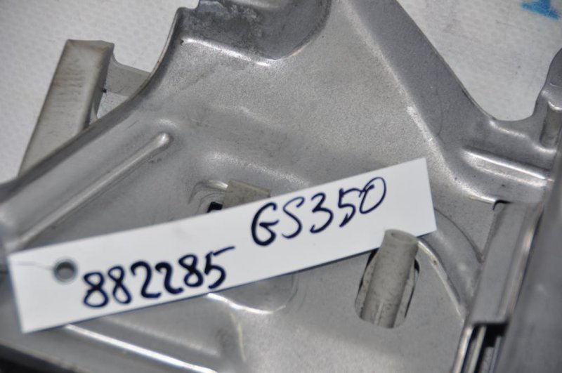 Подушка безопасности в колени правая GS350 GS300 05-11 2008 Седан 3.5 Подушка безопасности в колени правая GS350 GS300 05-11 2008 Седан 3.5