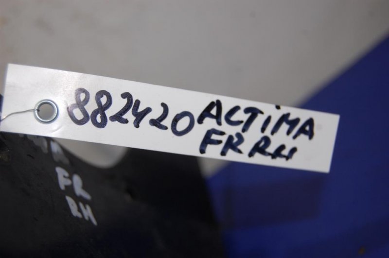 Брызговик передний правый NISSAN ALTIMA L32 07-12