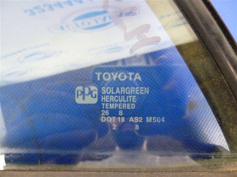 Стекло двери глухое заднее левое TOYOTA COROLLA 150 06-13