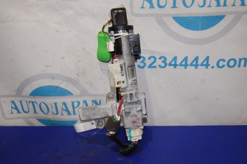 Замок зажигания INFINITI QX56 / TITAN / ARMADA 04-16 2004 Внедорожник 5.6 D8700-7S600 Б/У