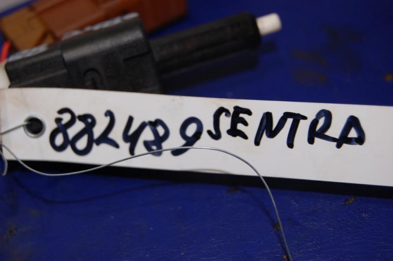 Датчик SENTRA B17 12-21 Седан 1.8 Датчик SENTRA B17 12-21 Седан 1.8