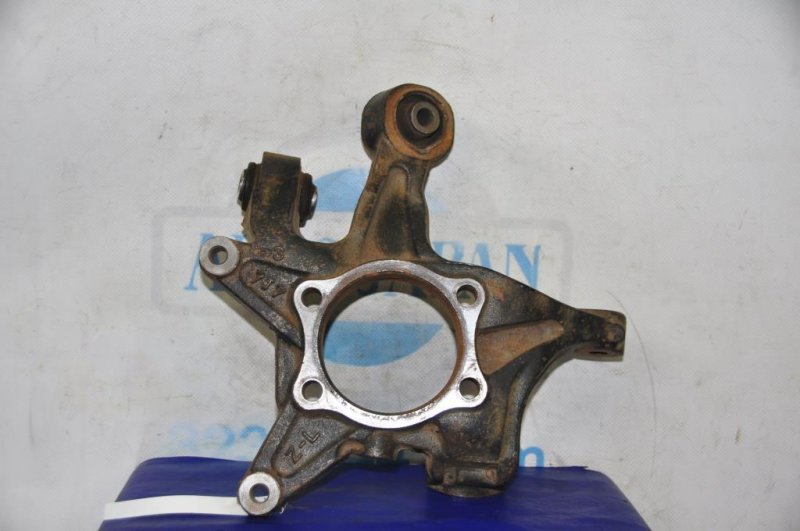 Цапфа задняя левая SUBARU IMPREZA 00-07 GD/GG