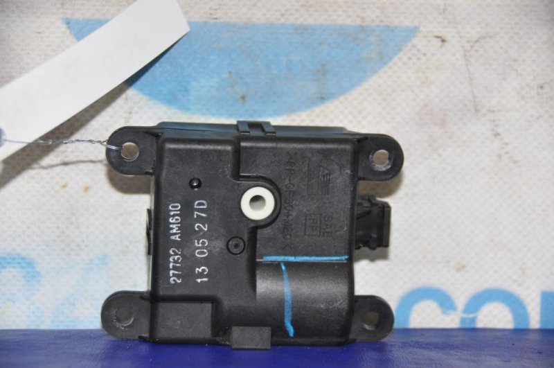 Моторчик заслонки печки G25/G35/G37/Q40 06-14 2013 Седан 3.7 VQ37VHR
