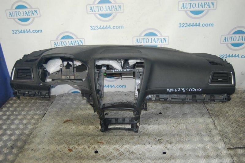Торпедо SUBARU LEGACY BN 14-18 2015 Седан 2.5 66040AL00A Б/У