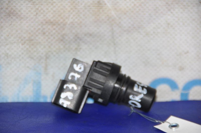 Датчик положения распредвала SUBARU FORESTER SG 02-07 22056AA140 Б/У