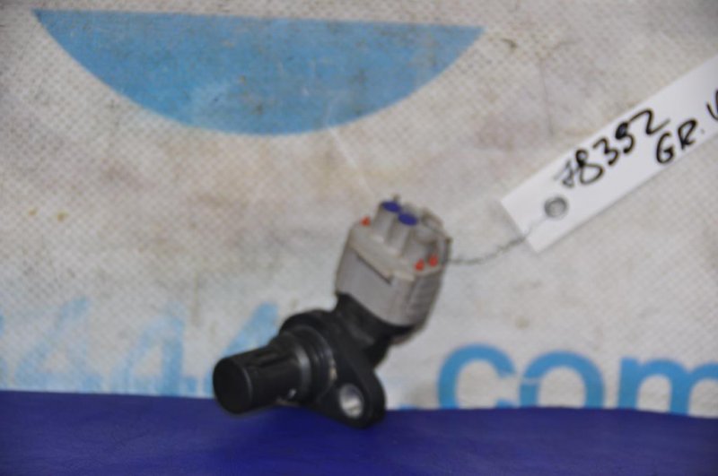 Датчик положения коленвала SUZUKI GRAND VITARA 05-15 33220-63J00 Б/У