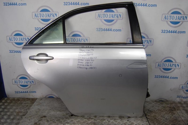 Стекло двери глухое заднее правое TOYOTA CAMRY 40 06-11 68123-33060 Б/У