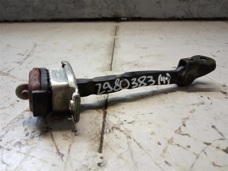 Запчасть ограничитель двери передний левый HONDA CIVIC 4D 06-11 FD 72380-SNA-J01 Б/У Ограничитель двери передний левый HONDA CIVIC 4D 06-11 FD 72380-SNA-J01 Б/У