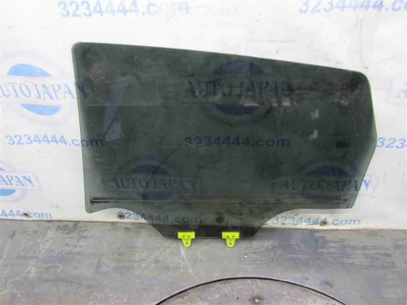 Стекло двери заднее правое QASHQAI 07-14