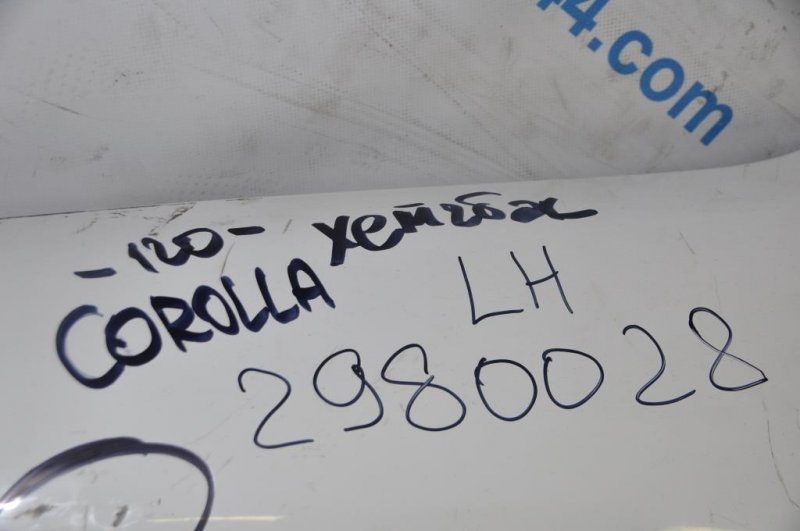 Крыло переднее переднее левое COROLLA 120 00-07