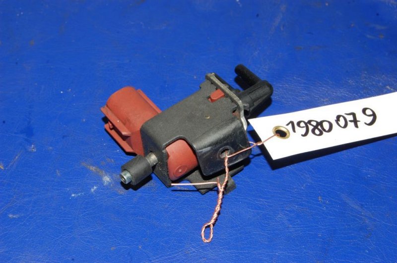 Клапан электромагнитный (вакуумный) TOYOTA RAV4 05-12 Клапан электромагнитный (вакуумный) TOYOTA RAV4 05-12