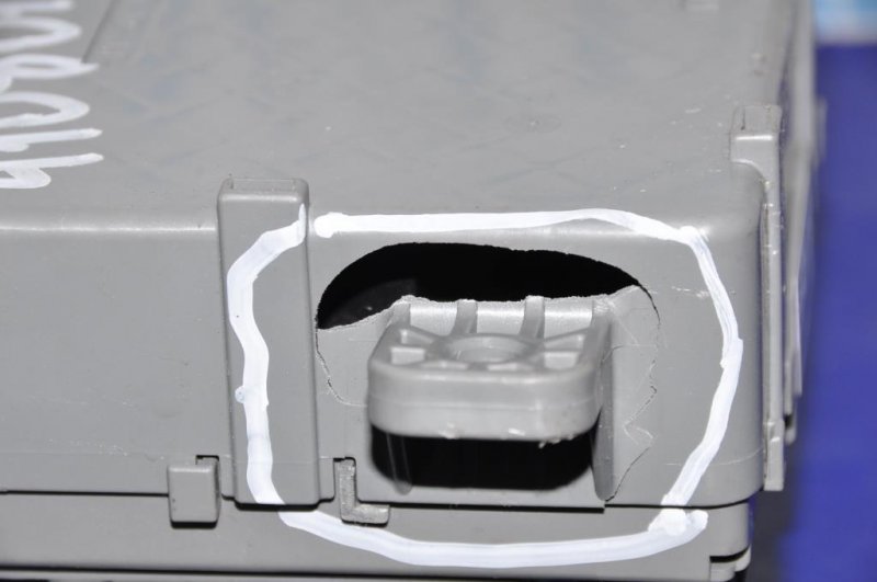 Блок предохранителей салон MDX (YD2) 06-13 2007 YD2 3.7