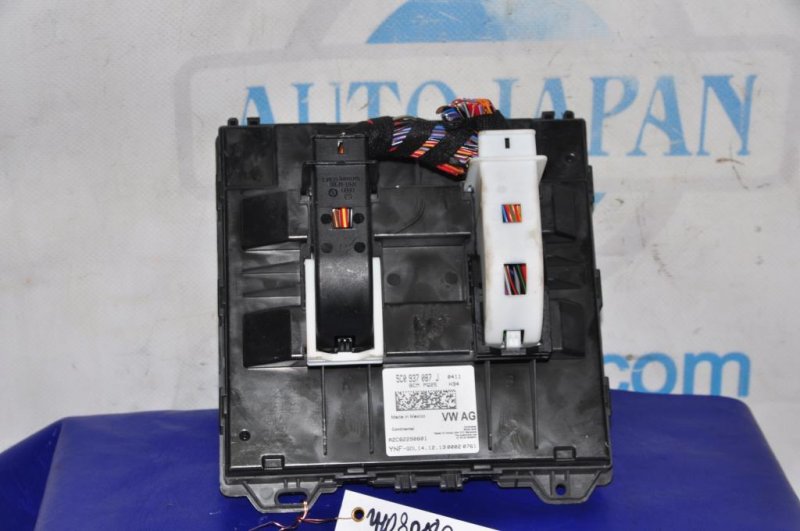 Блок комфорта VOLKSWAGEN JETTA USA 10-17 162 1.4 CZTA Блок комфорта VOLKSWAGEN JETTA USA 10-17 162 1.4 CZTA