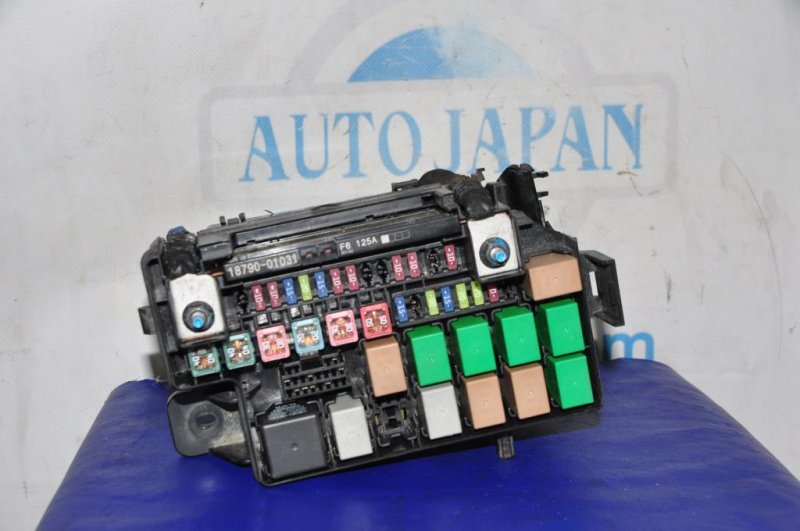 Блок предохранителей моторный отсек KIA SOUL AM 08-13 91418-2K163 Б/У