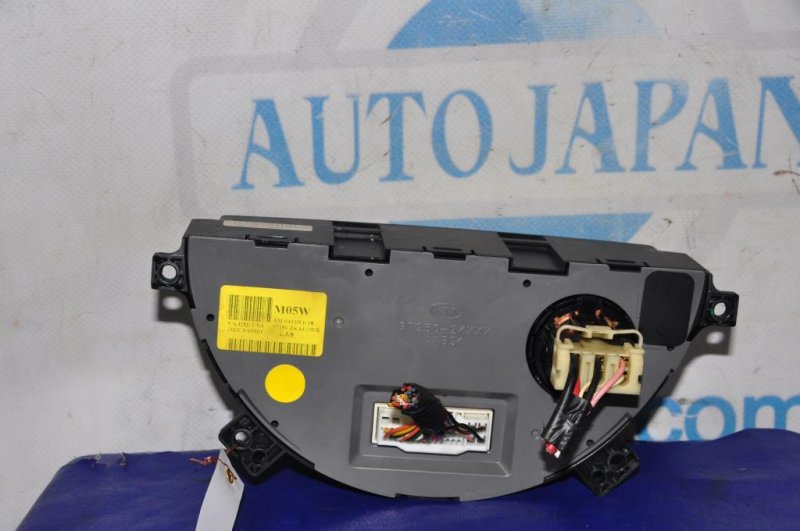 Блок управления печкой KIA SOUL AM 08-13