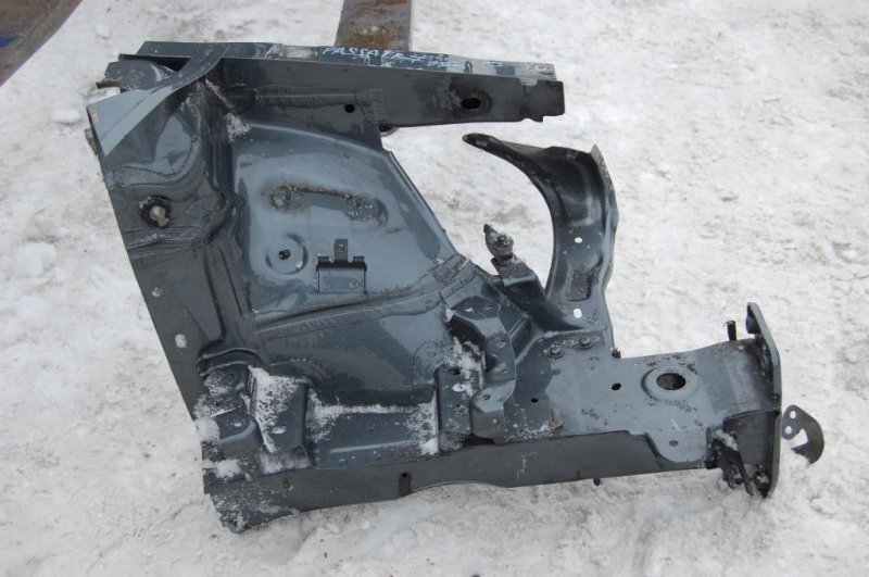 Четверть кузова передняя левый VOLKSWAGEN PASSAT B7 11-15 561 803 091 A Б/У
