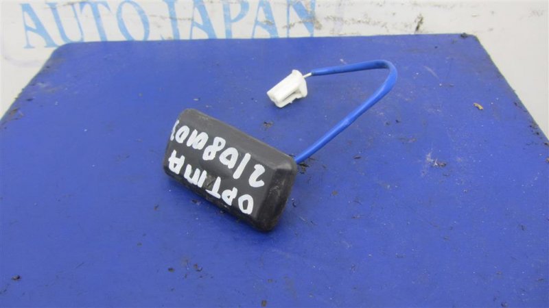 Кнопка открывания багажника наружная KIA OPTIMA TF 11-16 2013 Седан 2.4 81260-2G000 Б/У