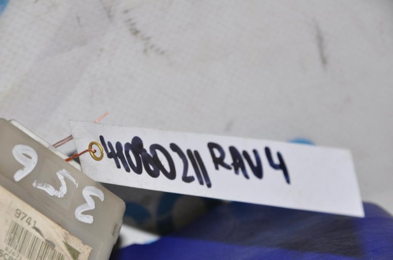 Блок предохранителей салон RAV4 05-12 2006 ACA38 2.4 2AZFE