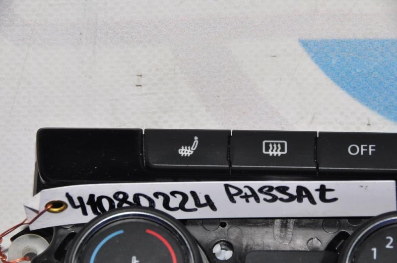 Блок управления печкой PASSAT B7 11-15 2013 A32 2.5 CBUA